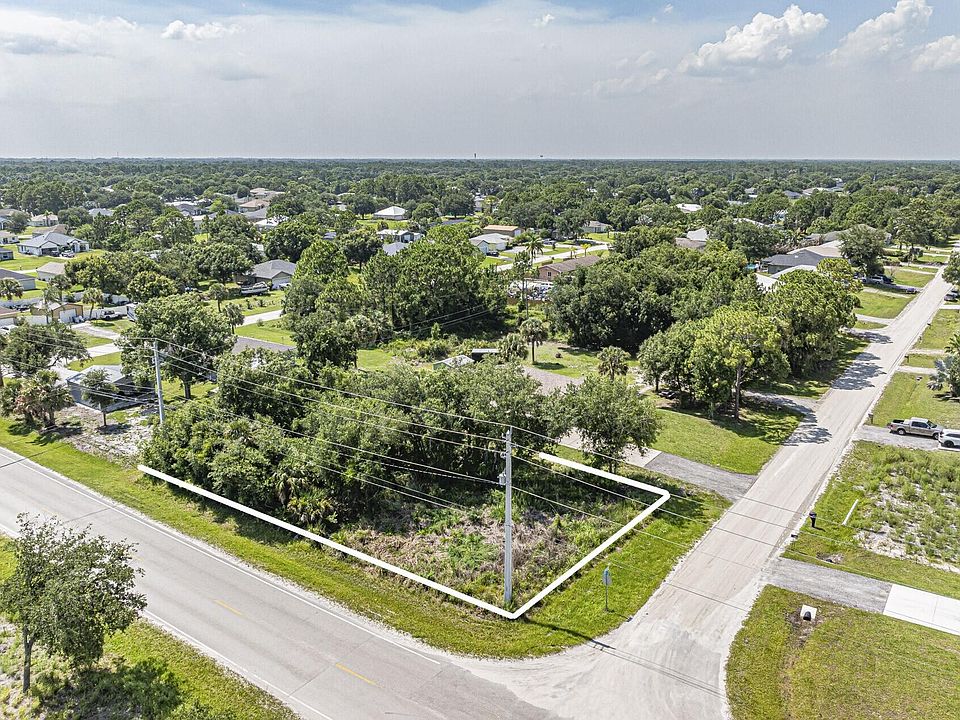 1st image of 8315 102nd Avenue