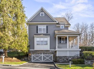 4 Woods Way, Redding, CT 06896