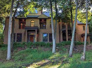 2796 Lake Shore Dr, Mackinac Island, MI 49757