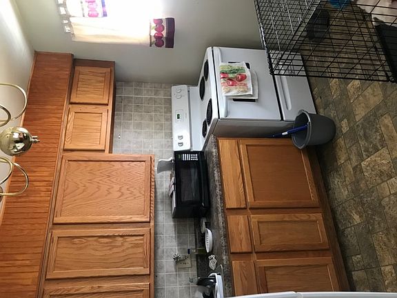 5th image of 2923 Kearns Ave