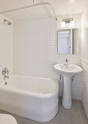 5th image of 45 Tudor City Pl APT 908