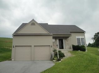 19 Bryn Way, Mount Wolf, PA 17347