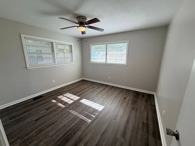 1510 Miramar St — Photo 7