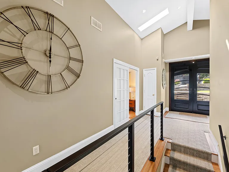 31 Colony Rd — Photo 24