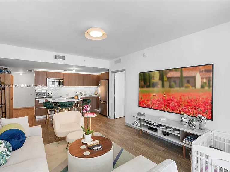 1600 SW 1st Ave #714 — Photo 3