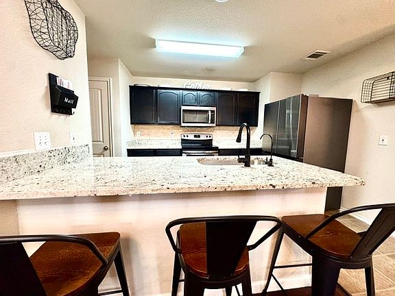 3rd image of 2053 Lake Trail Dr