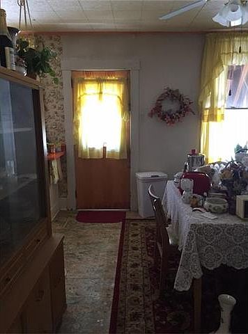 2nd image of 1409 Third Ave