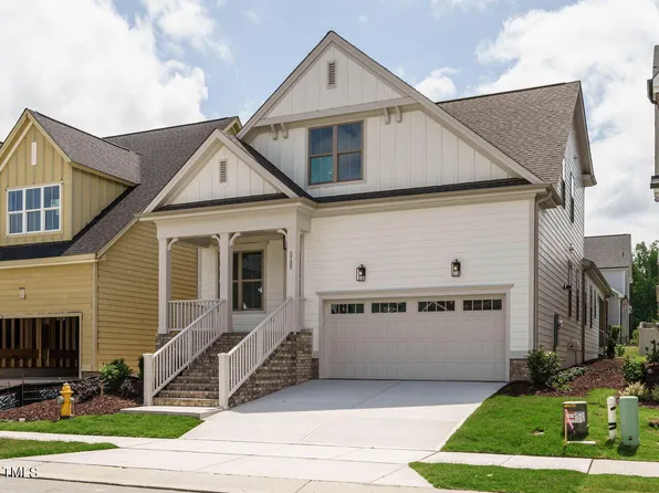 1725 Grassy Falls Ln, Wendell, NC 27591