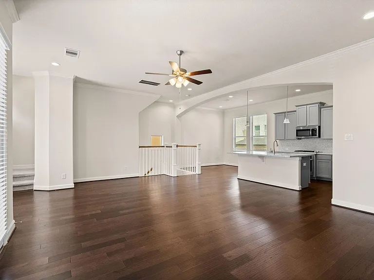 2021 Cambridge Heights Pl — Photo 9