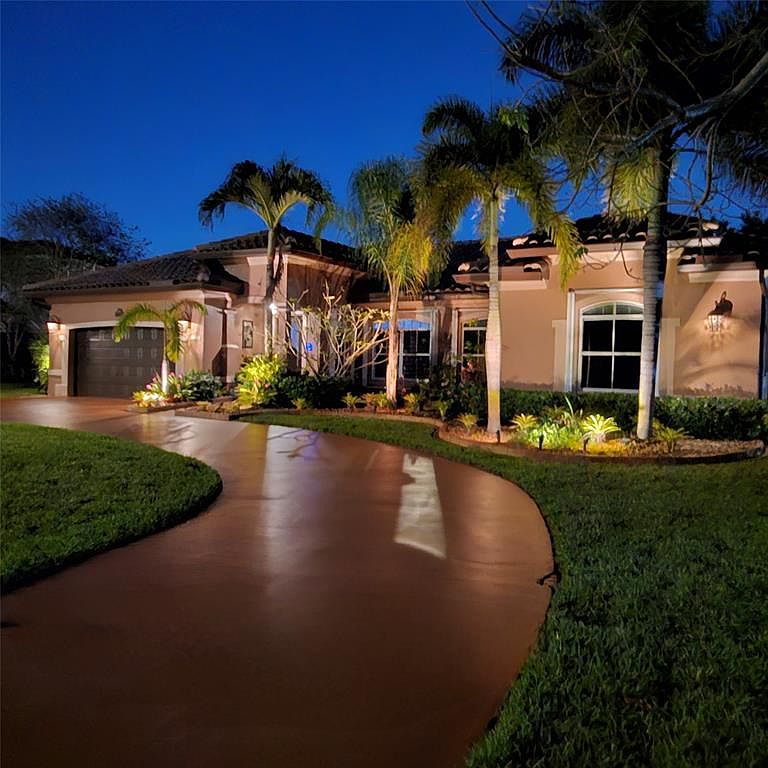 ゆゆ 6962 E Wedgewood Ave, Davie, FL 33331 | Zillow