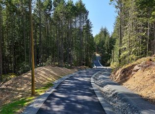 4564 Beckingham Rd, Metchosin, BC V9C 4E2