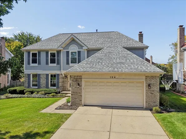 124 Corsaire Ln, Schaumburg, IL 60173