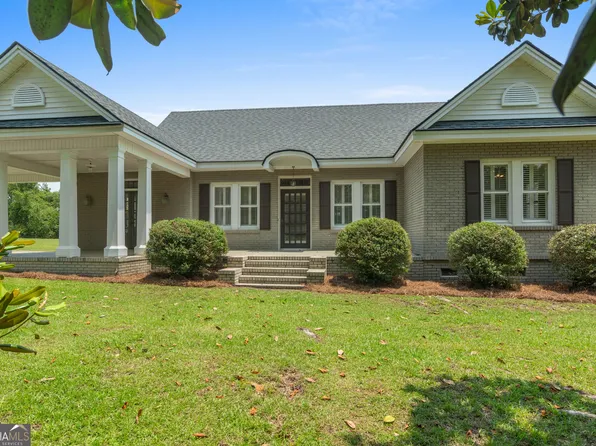 7443 Church St, Bartow, GA 30413