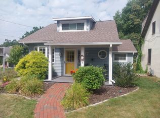 87 Quail St, Saint Paul, MN 55115