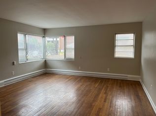 208 N Portage Path APT 2, Akron, OH 44303