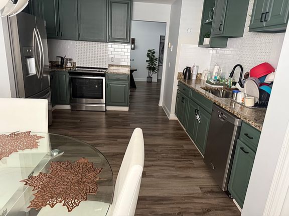 4th image of 4148 Grenshaw Ct