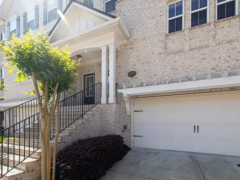 9031 Woodland Trl #16 — Photo 4