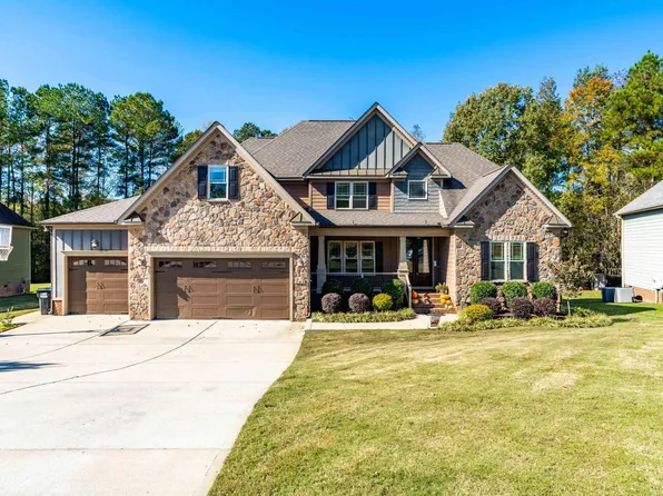 648 Fieldtrial Cir, Garner, NC 27529