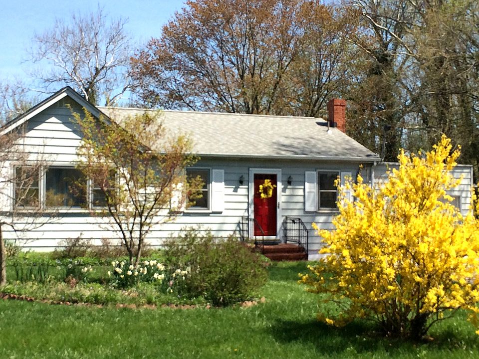 Lovely Front Yard