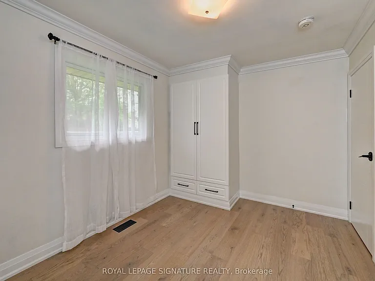 240 Stonybrook Dr — Photo 39