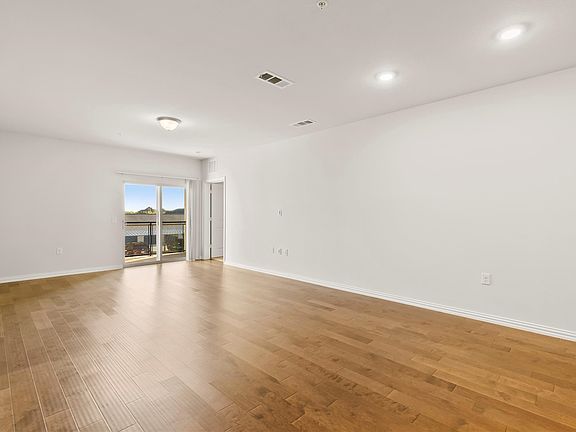 5th image of 651 N Watters Rd #7202