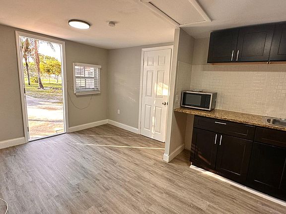 4th image of 1046 NW 3rd Ave #3