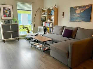 767 Tyee Rd #313, Victoria, BC V9A0G5