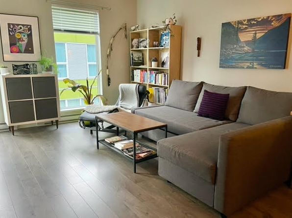 767 Tyee Rd #313, Victoria, BC V9A 0G5