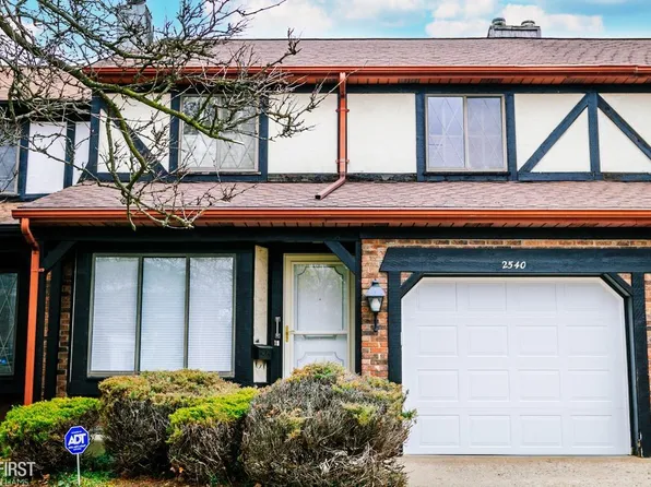 2540 Orchard Ln, Flint, MI 48504