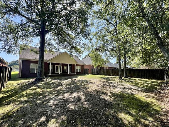 5th image of 506 Frankfort Dr