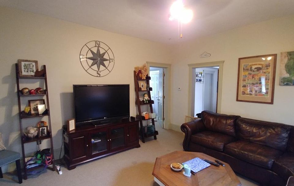 1st image of 3810 Woodbine Ave