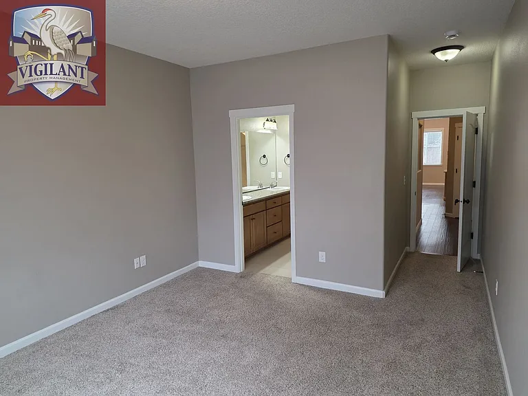 2605 NE 130th Ct — Photo 32