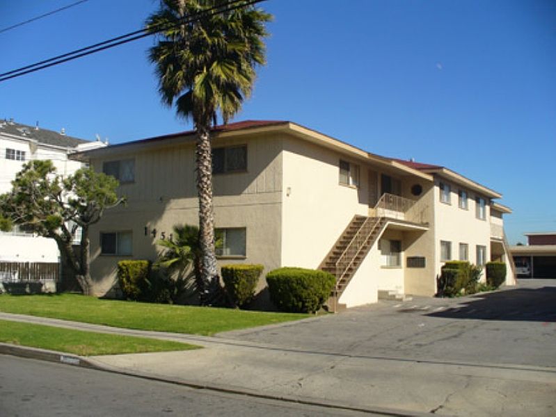 1st image of 14514-18 Berendo Ave #18A