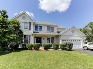 1480 Falcon Ln, Hoffman Estates, IL 60192