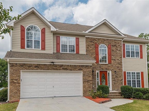 3rd image of 448 Beech Hollow Trl