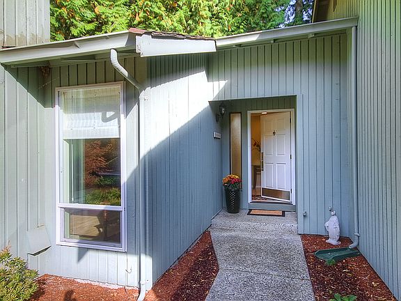 2nd image of 22812 NE 22nd St
