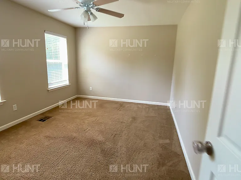5996 Elrod Loop — Photo 5