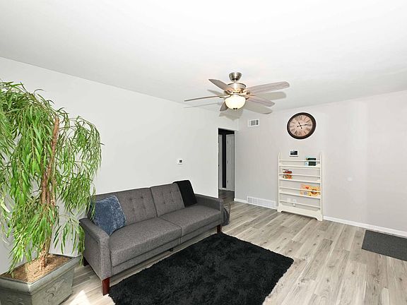 3rd image of 4551 S 50th STREET