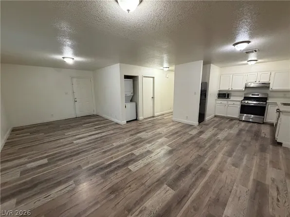 6945 Mendon Ln #3, Las Vegas, NV 89156