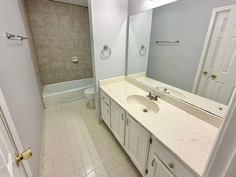 8660 Edney Ridge Dr — Photo 10