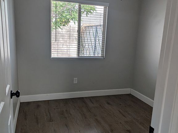3rd image of 1112 S 7th Ave #1/2