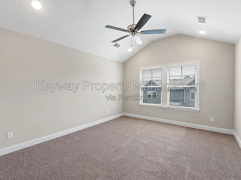 1119 Jolly Ln — Photo 10