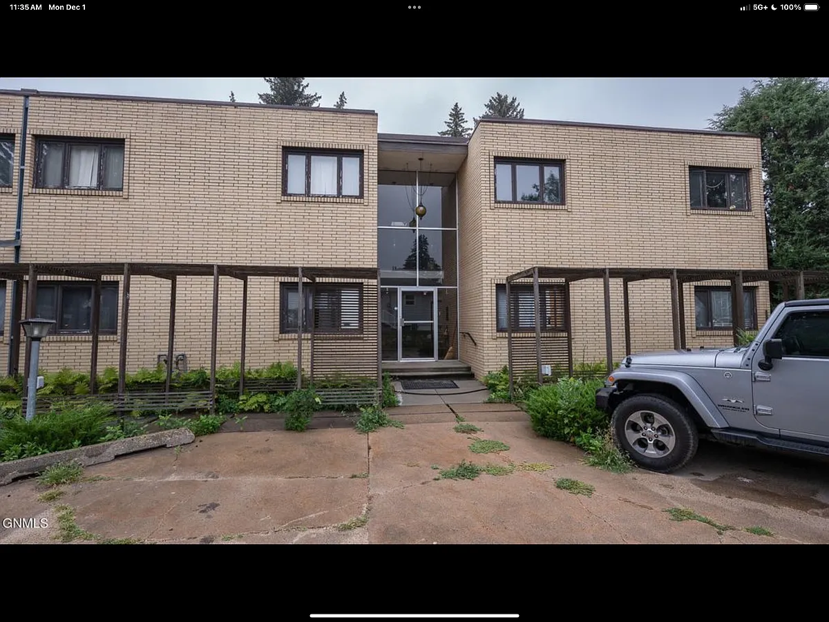 Building Photo - 1706 E Boulevard Ave #8