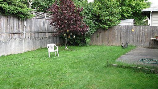 2nd image of 11812 SW Morning Hill Dr