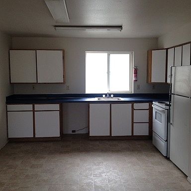 1st image of 629 N 6th Ave APT 1