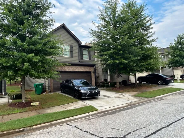 5749 Woodside Xing, Lithonia, GA 30038