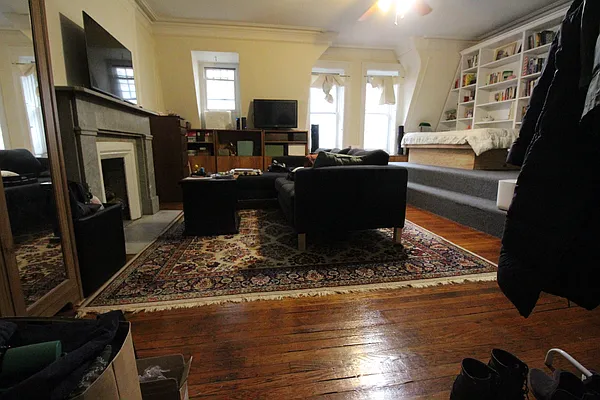 Rented by Luxor Homes & Investment Realty | media 26