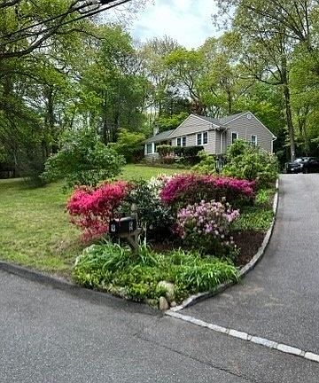 3rd image of 9 Sparrow Ln