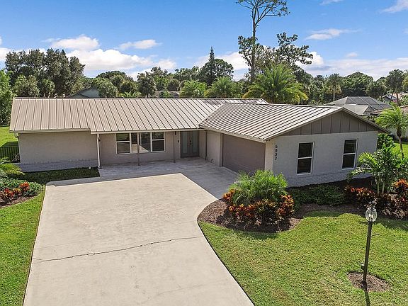 3rd image of 5832 Tidewater Dr