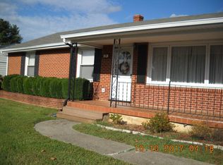 5523 Malvern Rd, Roanoke, VA 24012